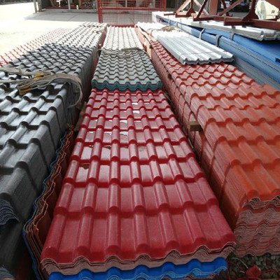 What are the characteristics of synthetic resin tile products